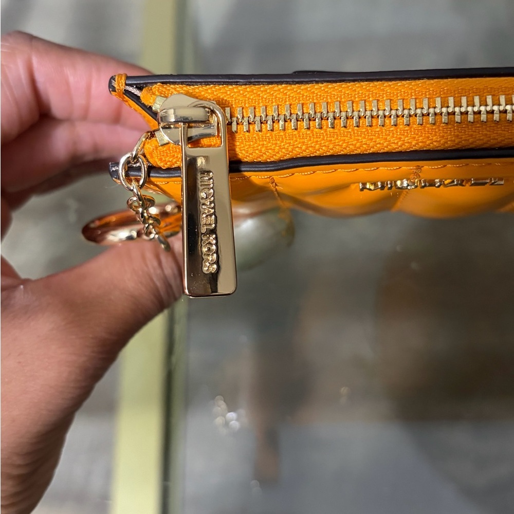 Michael Kors Jet Set Small Coin Purse - Picture 5 of 9